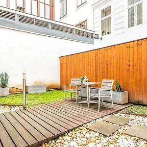  Apartment Beautiful In Vienna's Heart Österreich